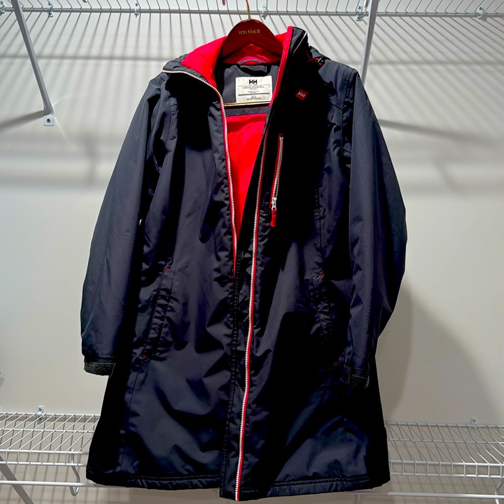 Jelly Hanson winter coat. Knee length